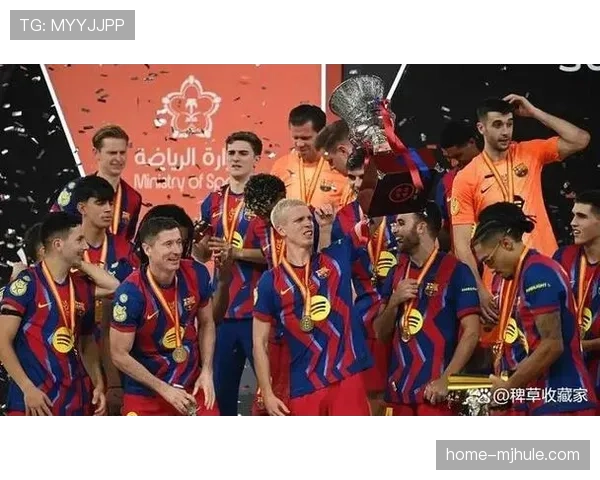 巴萨前场三叉戟重组,莱万居中奥尔莫拉菲尼亚分居两翼 巴萨前场三叉戟重组,莱万居中奥尔莫拉菲尼亚分居两翼